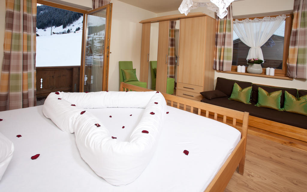 Landhaus Gudrun Tux Zimmer foto